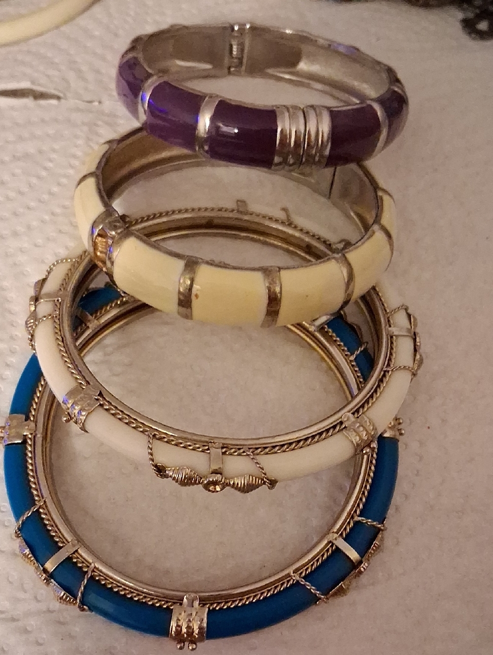 4 Bangle Bracelet Only    Choose The Color  Sell As It Is